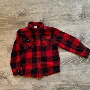 Plaid long sleeve button down shirt